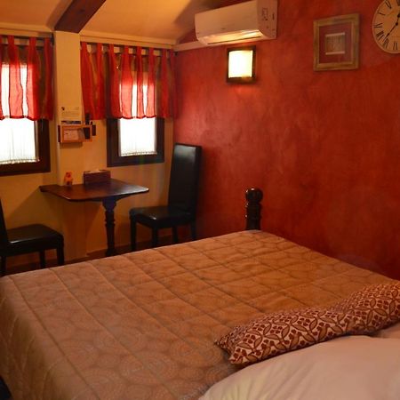 Hotel La Beltraneja Buitrago del Lozoya Zewnętrze zdjęcie