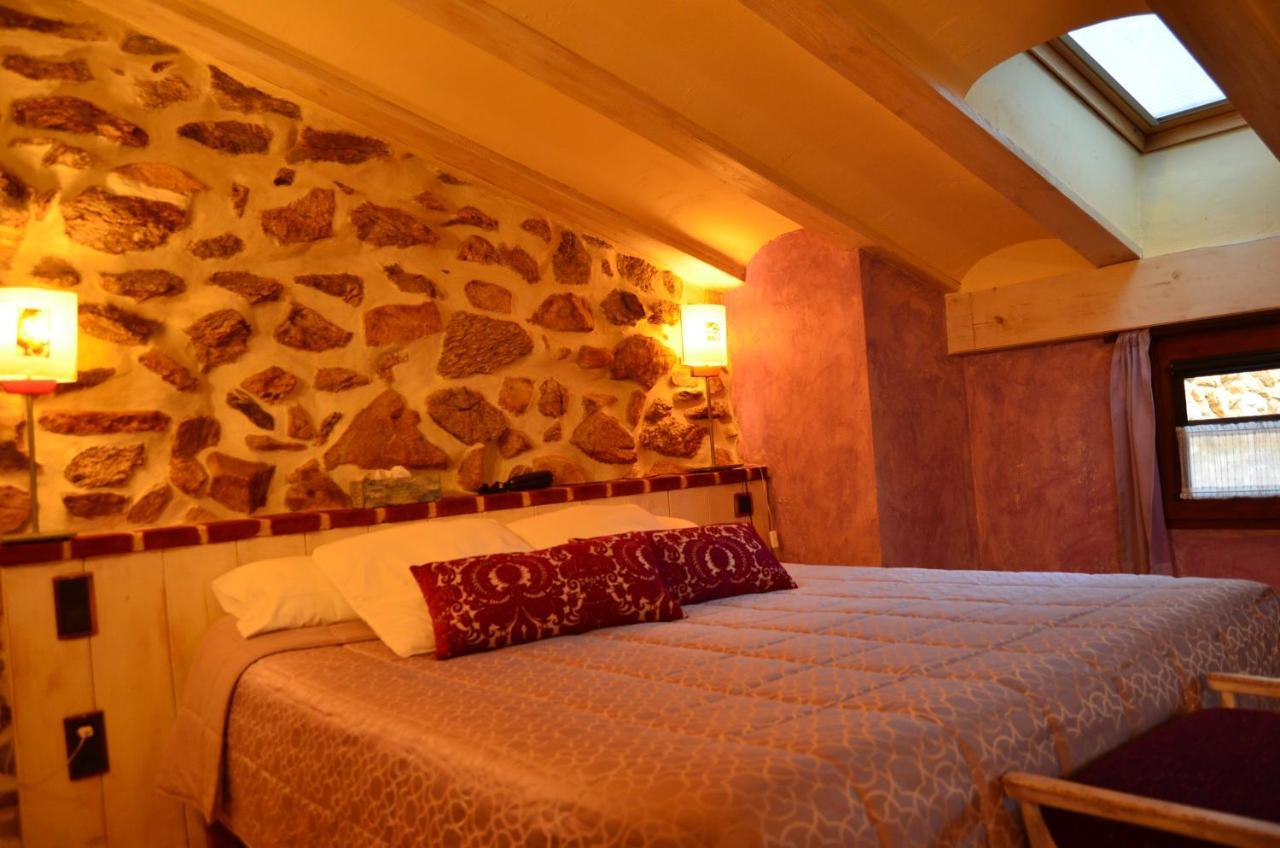 Hotel La Beltraneja Buitrago del Lozoya Zewnętrze zdjęcie