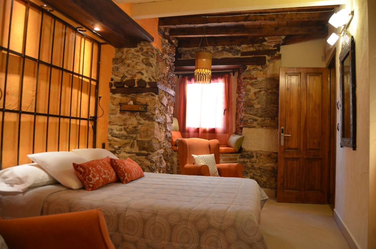 Hotel La Beltraneja Buitrago del Lozoya Zewnętrze zdjęcie