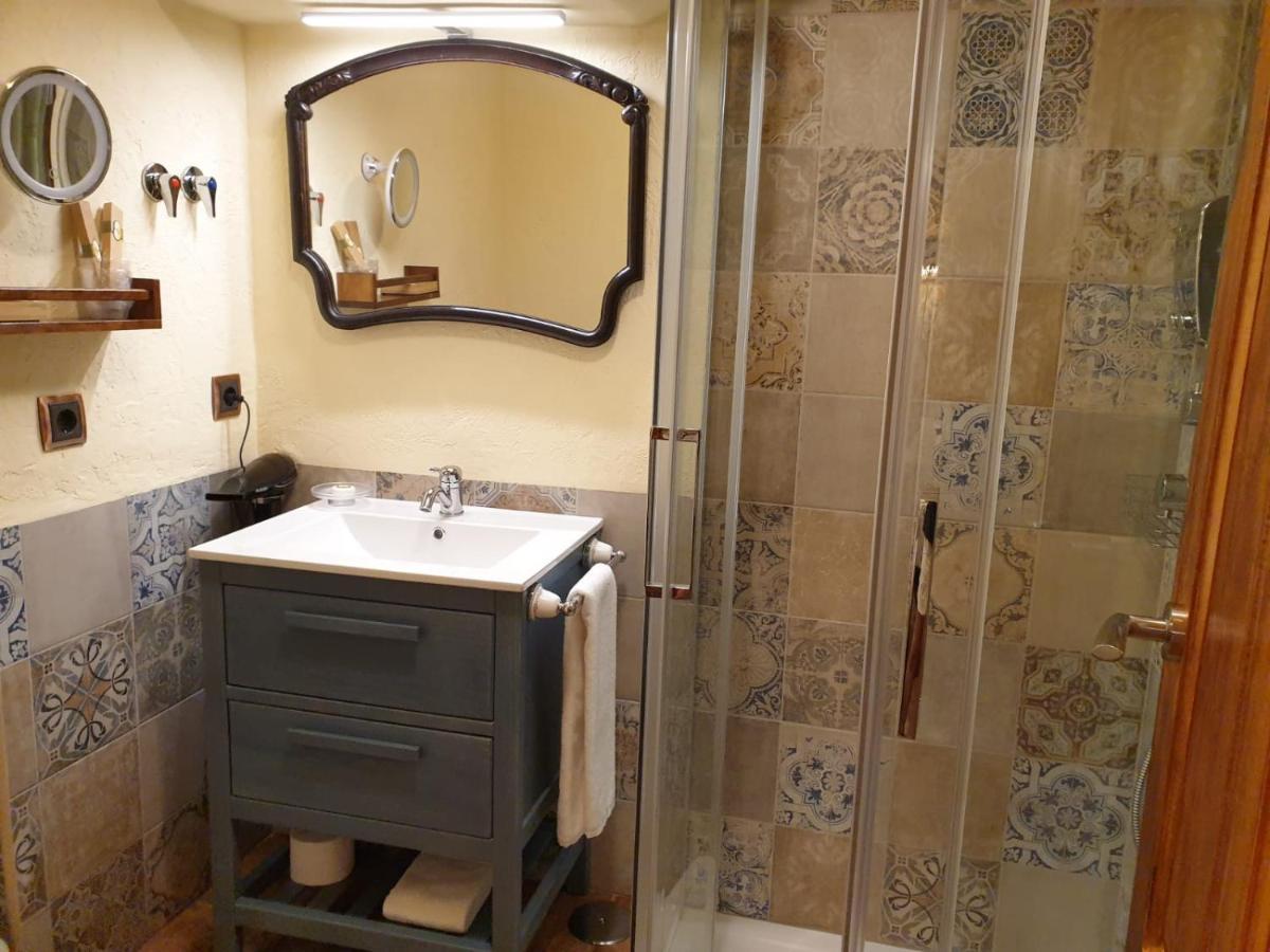 Hotel La Beltraneja Buitrago del Lozoya Zewnętrze zdjęcie